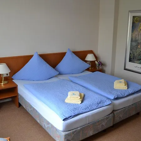 מלון Garni Kaiserpfalz