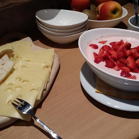 מלון Garni Kaiserpfalz