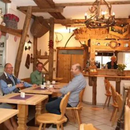 Garni Kaiserpfalz גוסלר