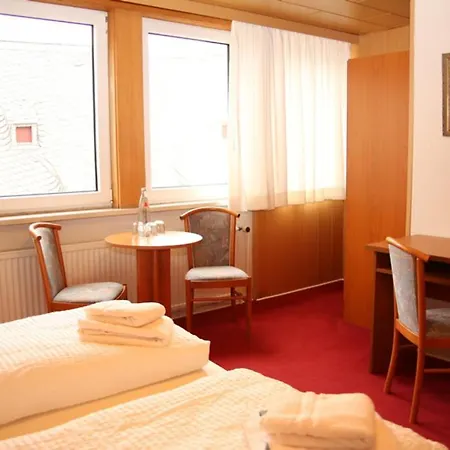 מלון Garni Kaiserpfalz